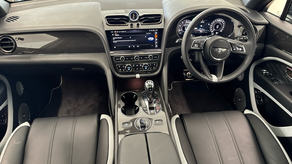 Bentley Bentayga 4.0 V8 Speed Black #4