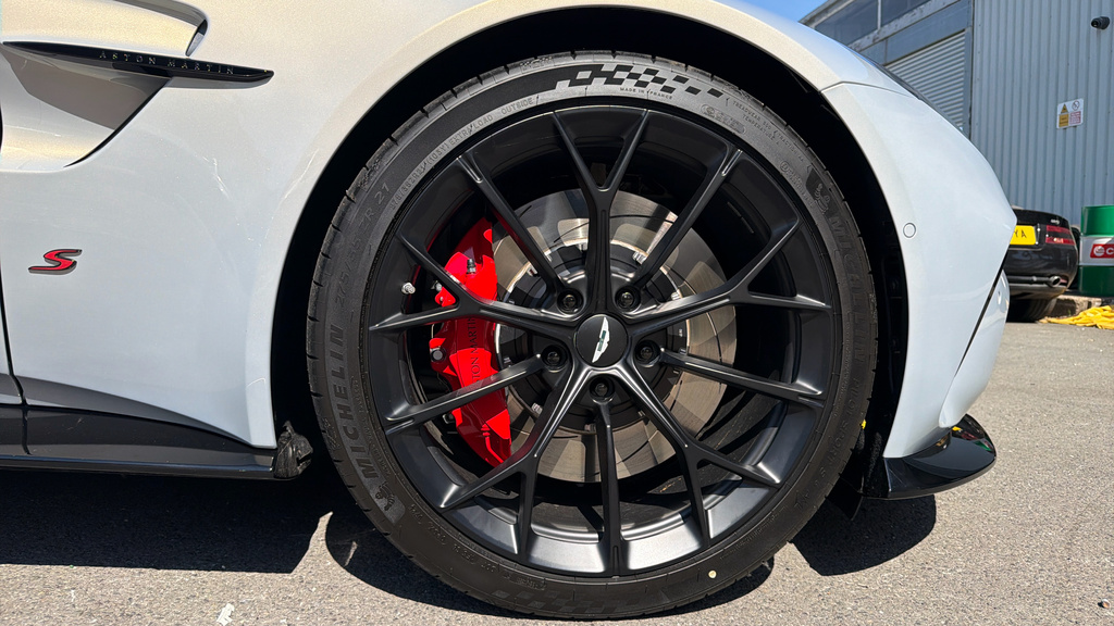 Aston Martin Vantage S Brown #4