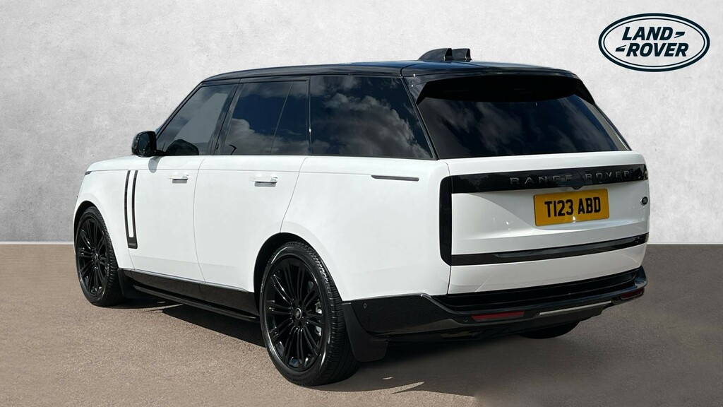 Land Rover Range Rover Hse White #2