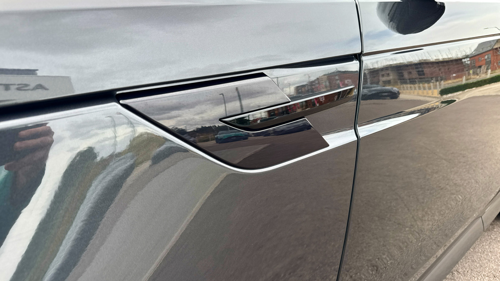 Land Rover Range Rover Sport 3.0 P460e Estate Grey #17