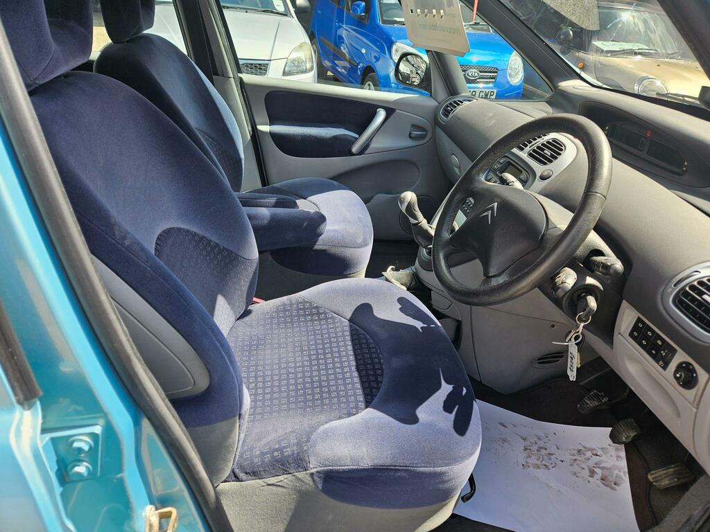Citroen Xsara Picasso 1.6 Hdi Exclusive Blue #4