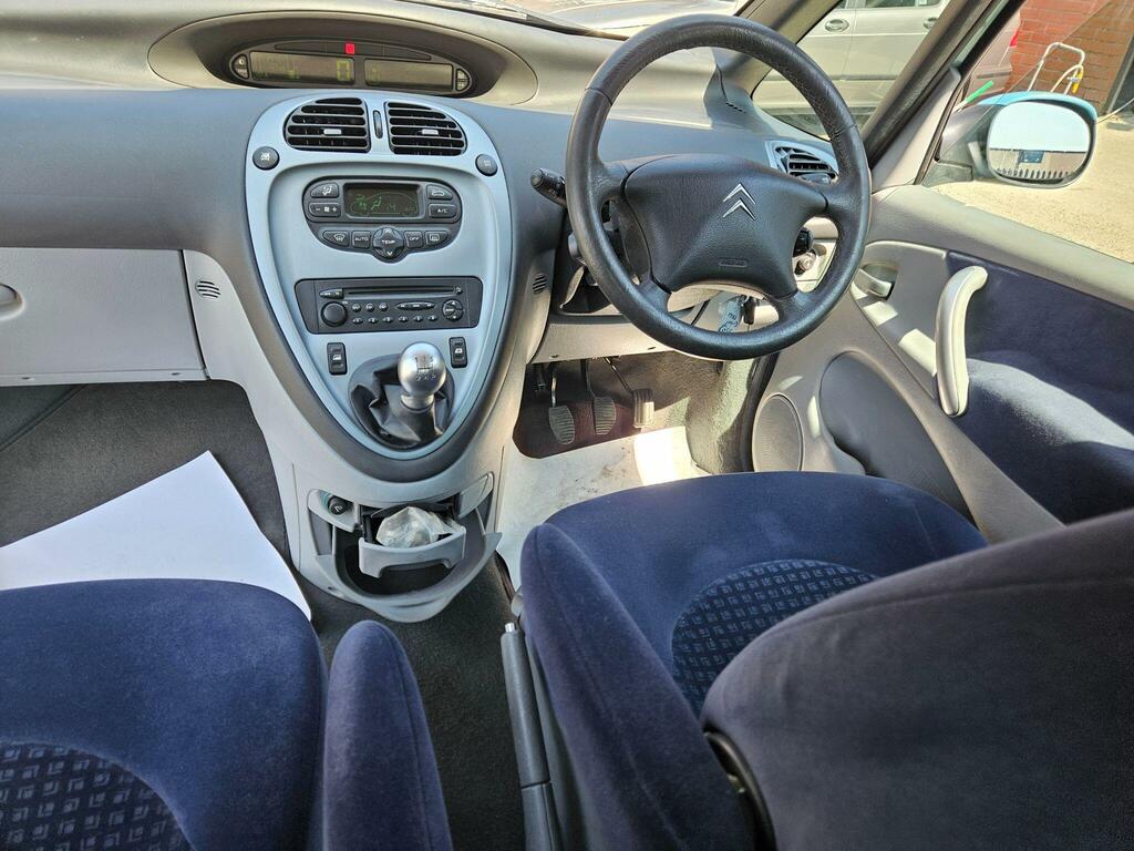 Citroen Xsara Picasso Desire Hdi 5-Door Blue #7