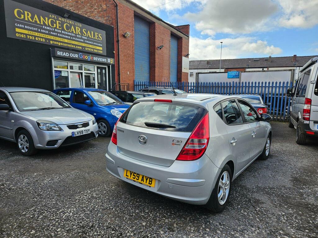 Hyundai I30 1.4 Comfort Euro 4 Silver #3