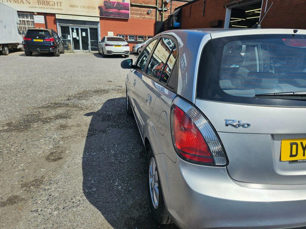 Kia RIO 2 Silver #4