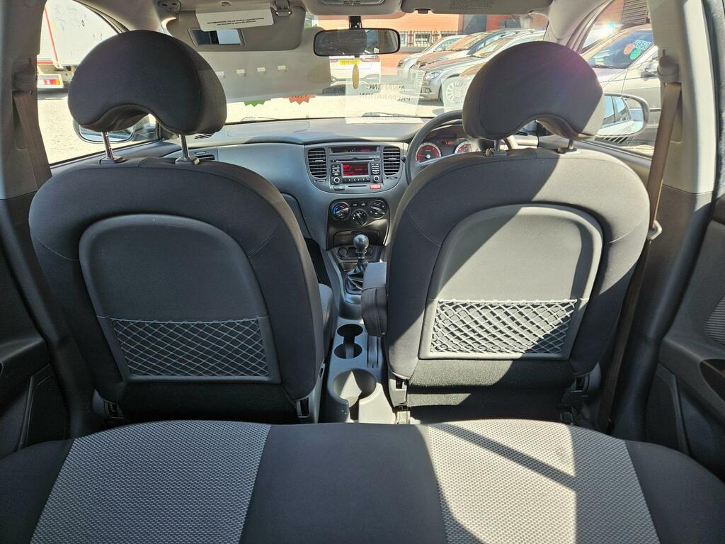 Kia RIO 2 Silver #6