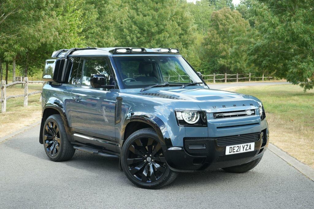 Land Rover Defender 90 X-dynamic S Blue