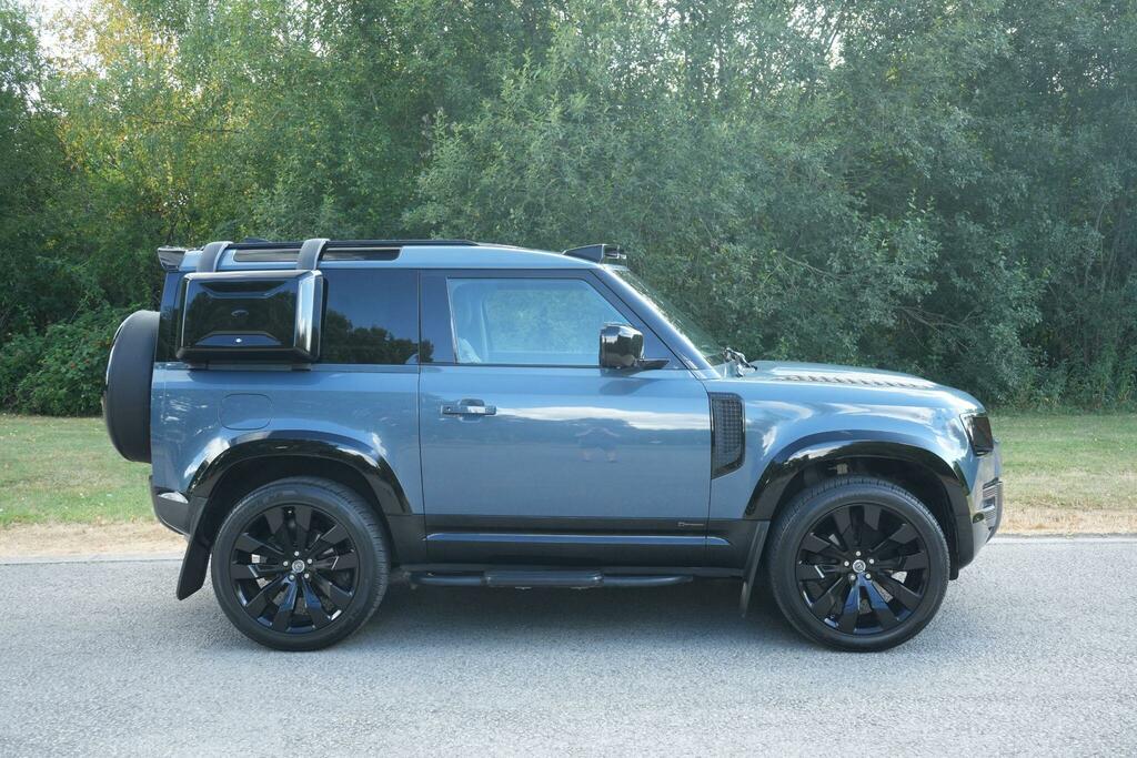 Land Rover Defender 90 X-dynamic S Blue #5