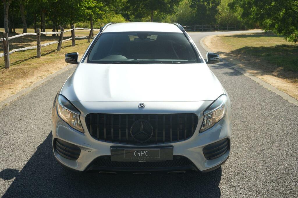 Mercedes-Benz GLA Class Amg Line Silver #3