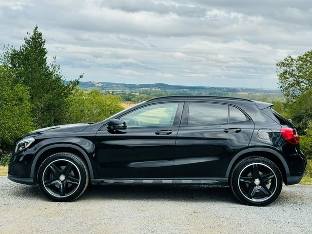Mercedes-Benz GLA Class 2.1 Gla220 Cdi 4Matic Amg Line Premium 168 Bhp White #16