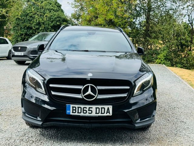 Mercedes-Benz GLA Class Gla250 Amg Line Suv Black #3