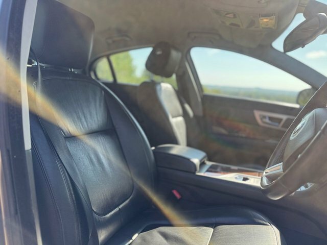 Jaguar XF 3.0D V6 Luxury Euro 5 Grey #7