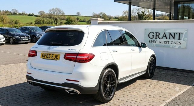 Mercedes-Benz GLC Class Glc250d Amg Line Premium White #4