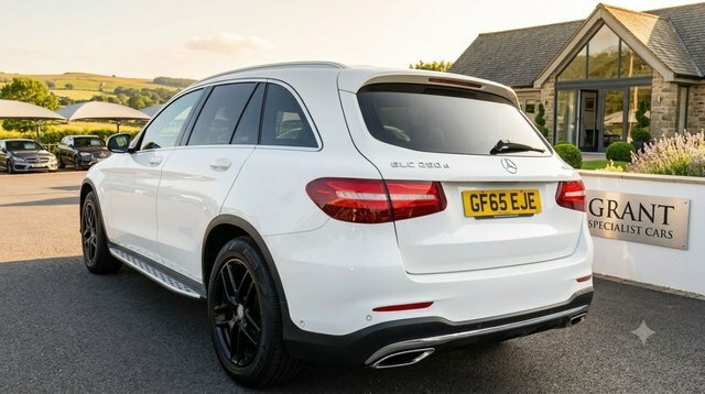 Mercedes-Benz GLC Class Glc250d Amg Line Premium White #3
