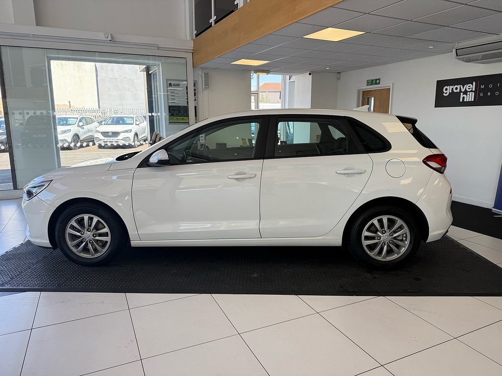 Hyundai I30 1.0 T-gdi Blue Drive S Hatchback White #6