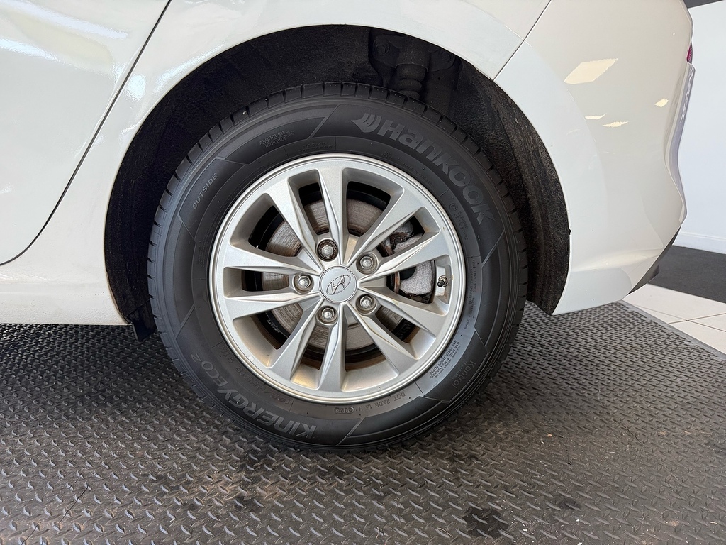 Hyundai I30 1.0 T-gdi Blue Drive S Hatchback White #5