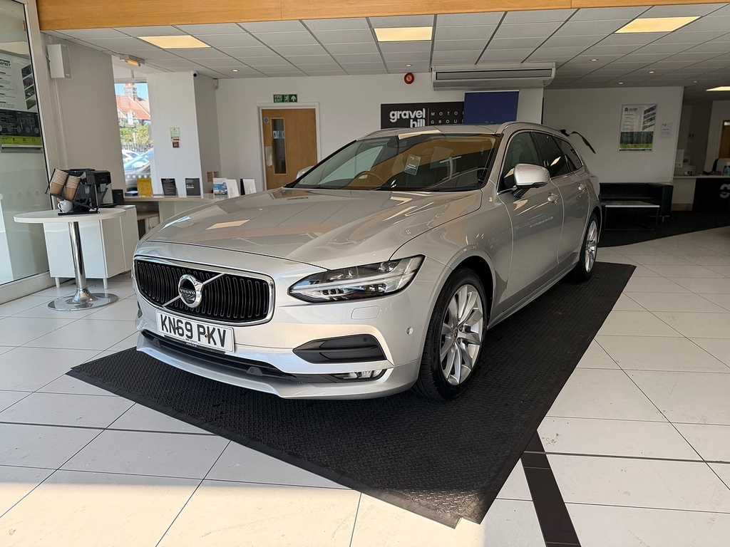 Volvo V90 2.0 D4 Momentum Plus Estate Euro 6 Silver #2