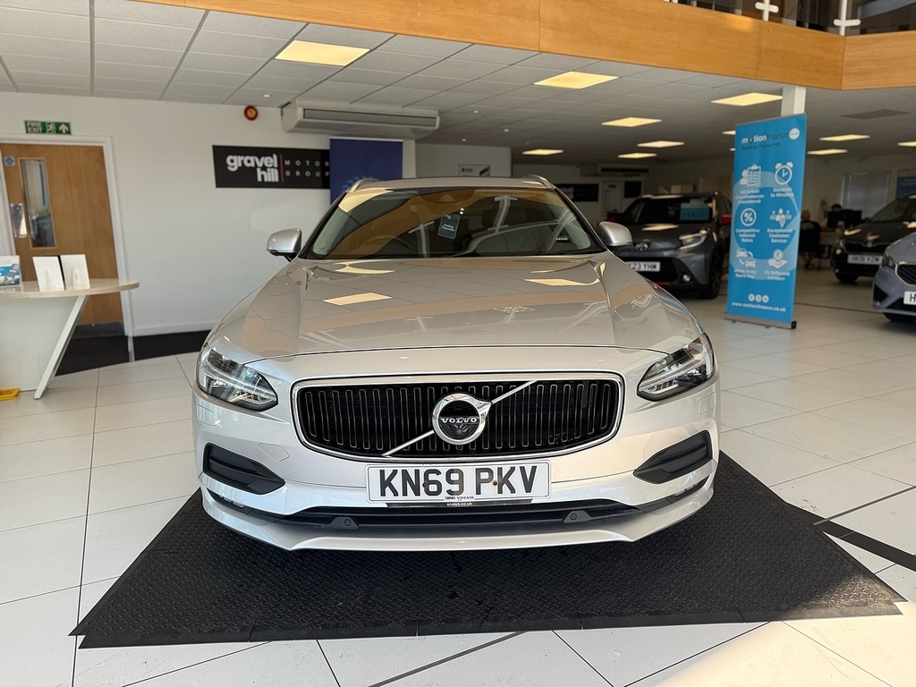 Volvo V90 2.0 D4 Momentum Plus Estate Euro 6 Silver