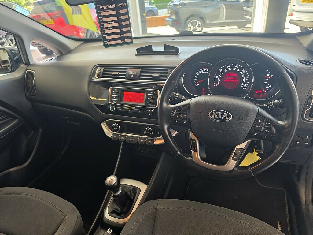 Kia RIO 1.25 Sr7 Hatchback Euro 6 84 Bh White #19
