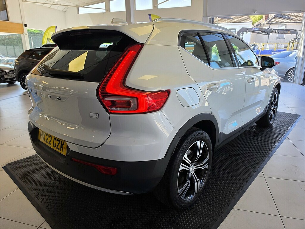 Volvo XC40 H T5 Twin Engine Inscription U2749 Ulez White #6