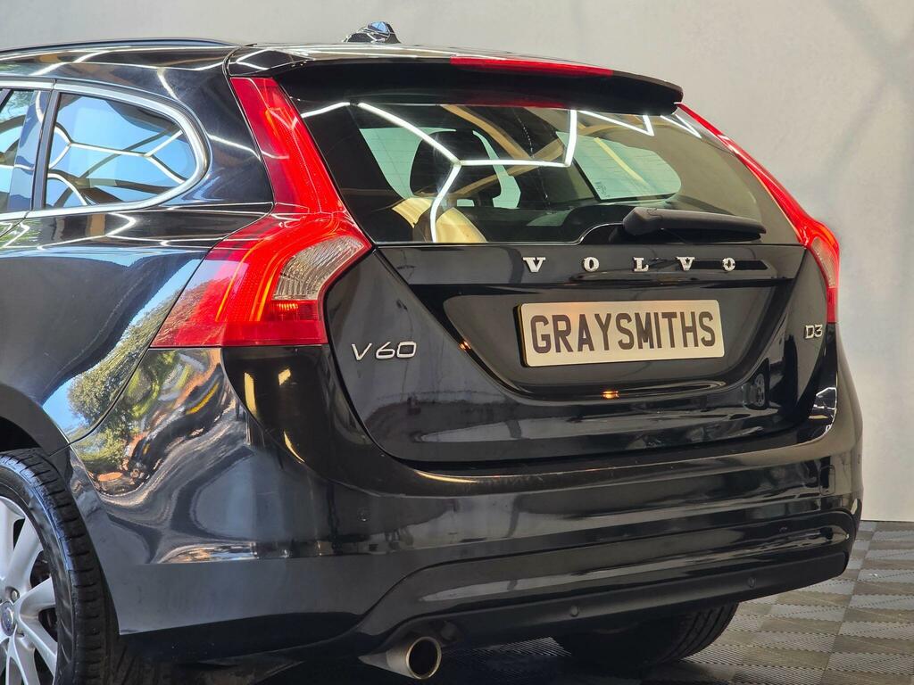 Volvo V60 Se Nav Black #6
