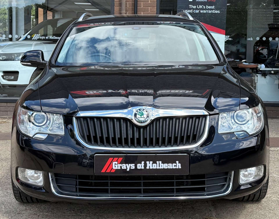 Skoda Superb Elegance Tdi Cr #2