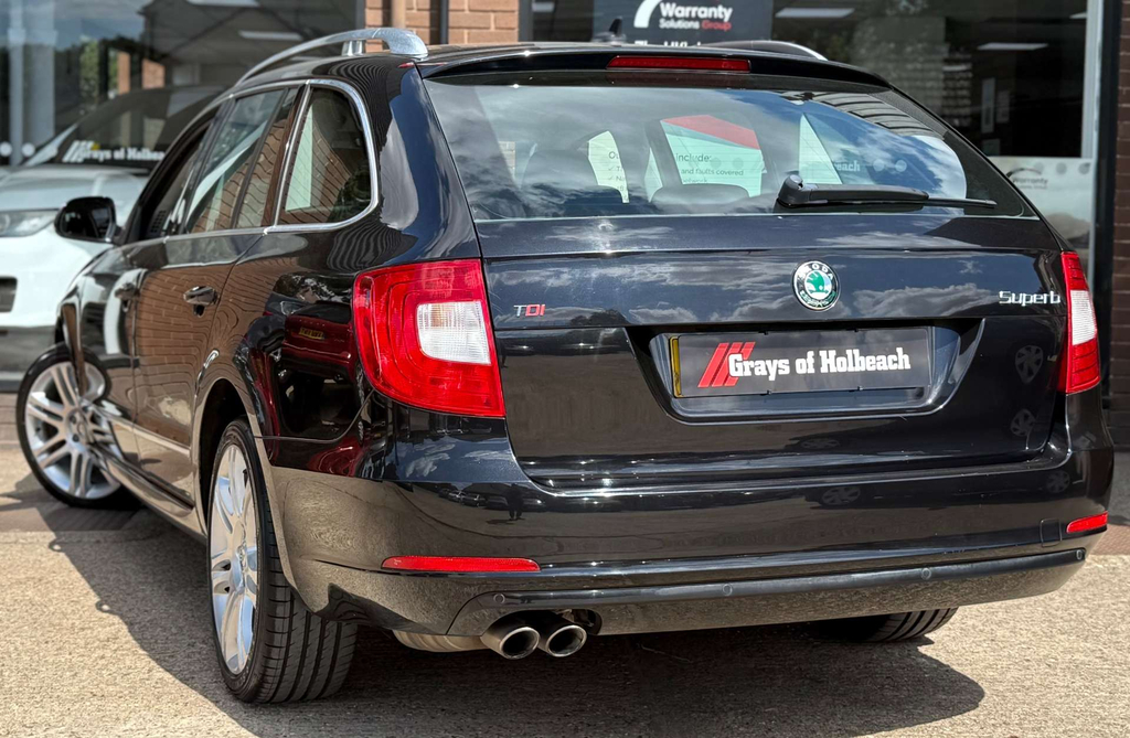 Skoda Superb Elegance Tdi Cr #4