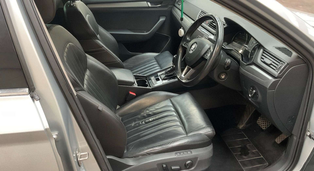 Skoda Superb Se L Executive Tdi  #5