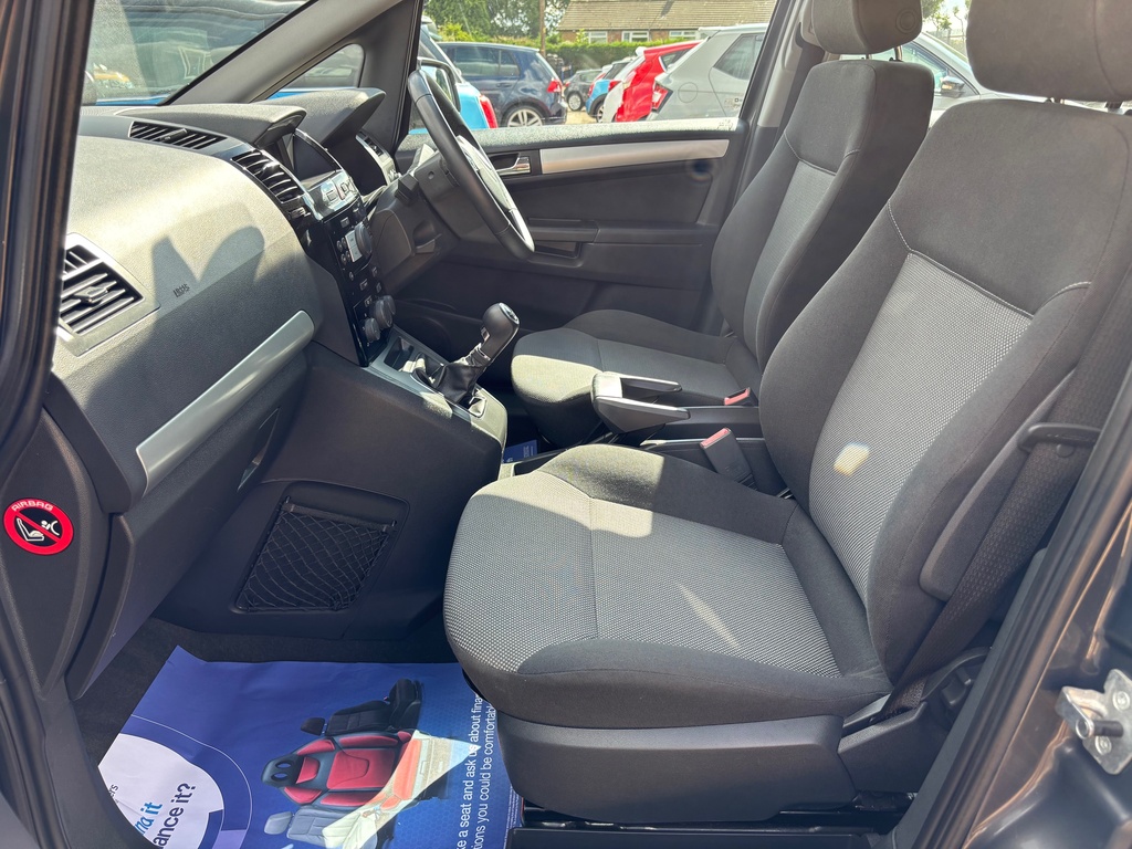 Vauxhall Zafira Mpv 1.8 16V Exclusiv 201464 Silver #13