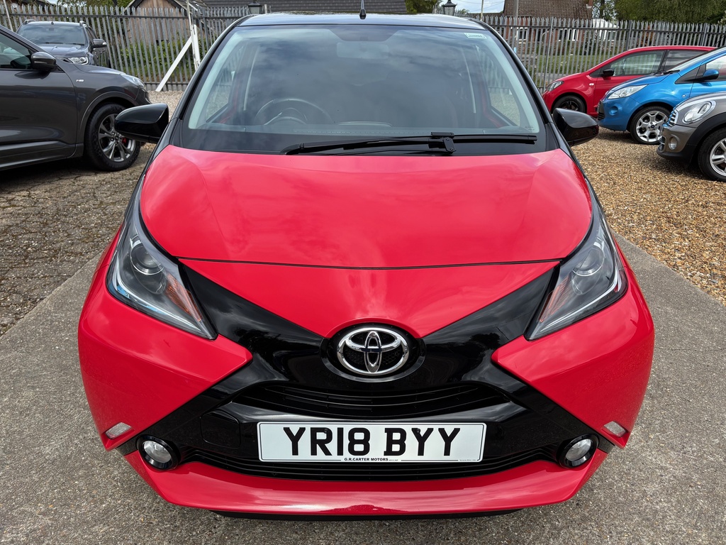 Toyota Aygo 1.0 Vvt-i X-cite 4 Red Bi-tone Euro 6 Red #2