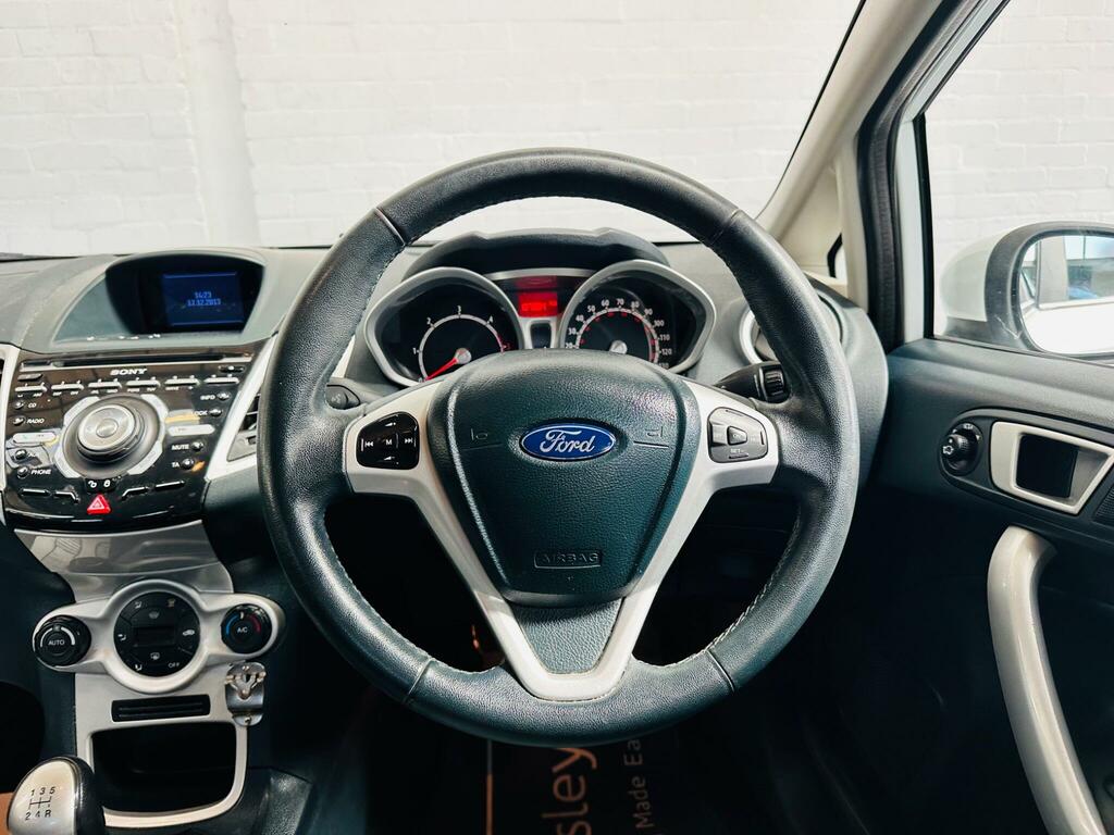 Ford Fiesta Edge 1.4 Tdci 8X Services 20 Road Tax Silver #18