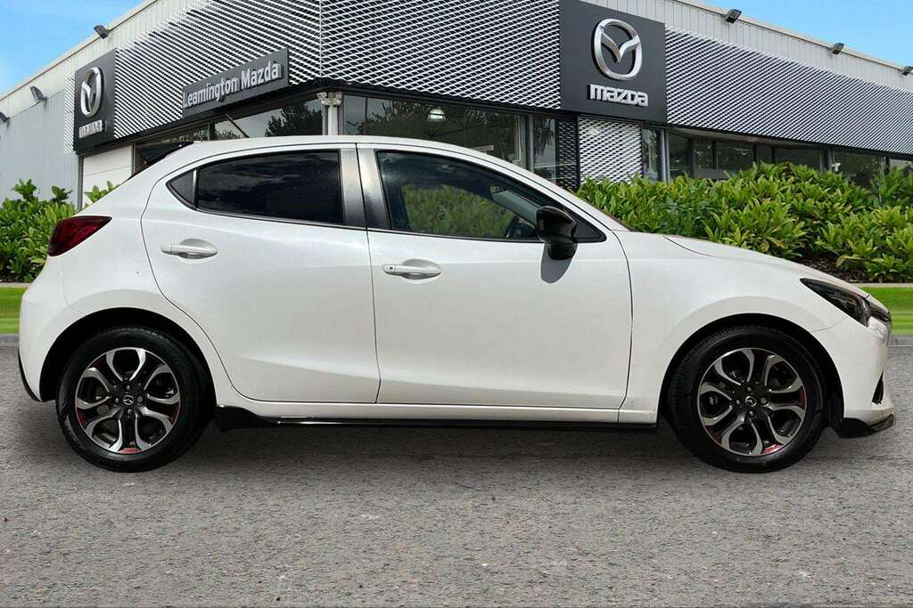 Mazda 2 1.5 90Ps Sport Black White #4