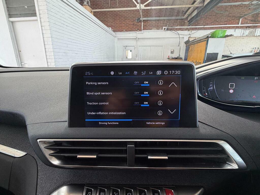 Peugeot 5008 Puretech Ss Gt Line Grey #40
