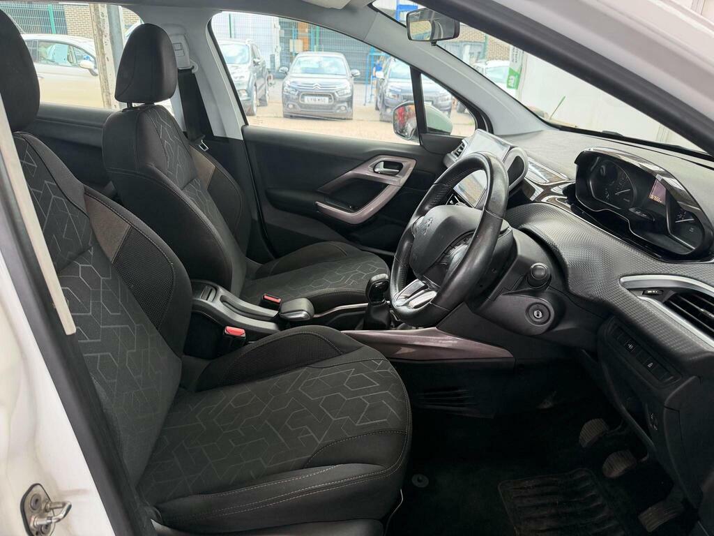 Peugeot 2008 1.2 Puretech Feline Suv Eat Euro 6 Ss Black #14