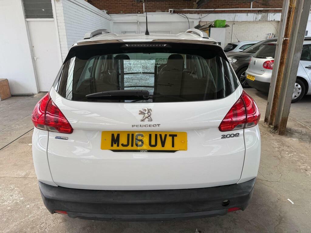 Peugeot 2008 1.2 Puretech Active Euro 6 White #4