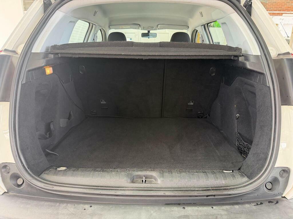 Peugeot 2008 1.2 Puretech Active Euro 6 White #6