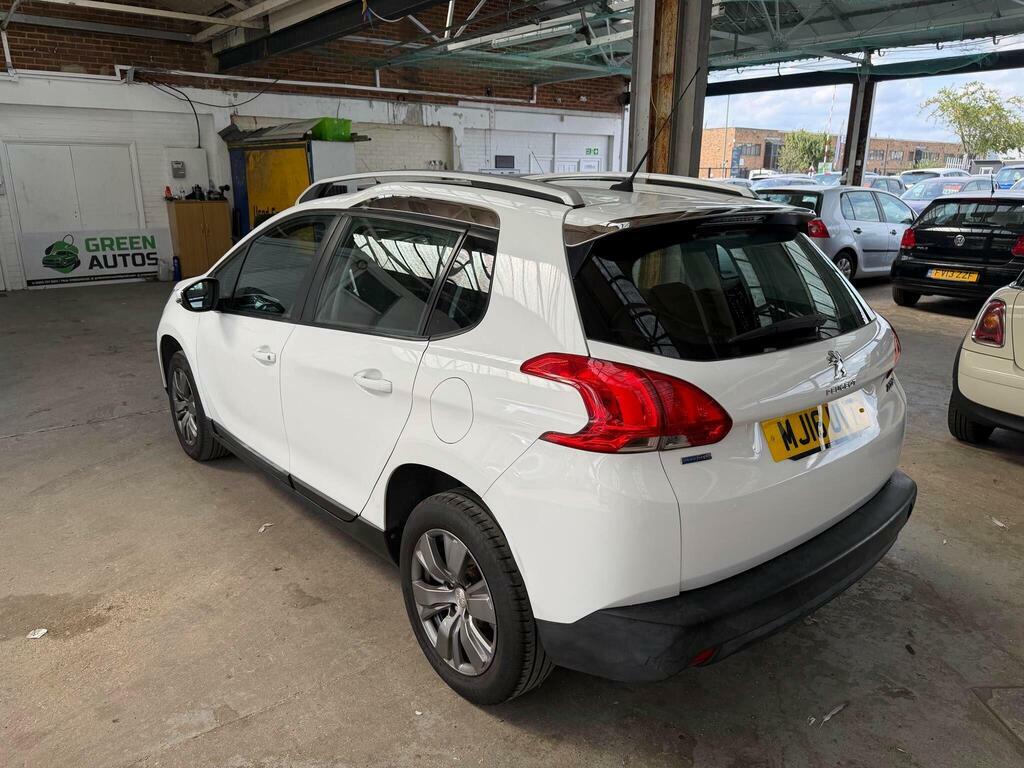 Peugeot 2008 1.2 Puretech Feline Suv Eat Euro 6 Ss Black #9