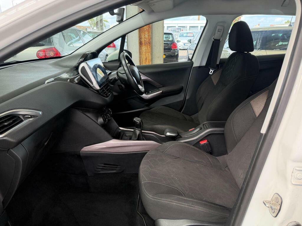 Peugeot 2008 1.2 Puretech Feline Suv Eat Euro 6 Ss Black #11