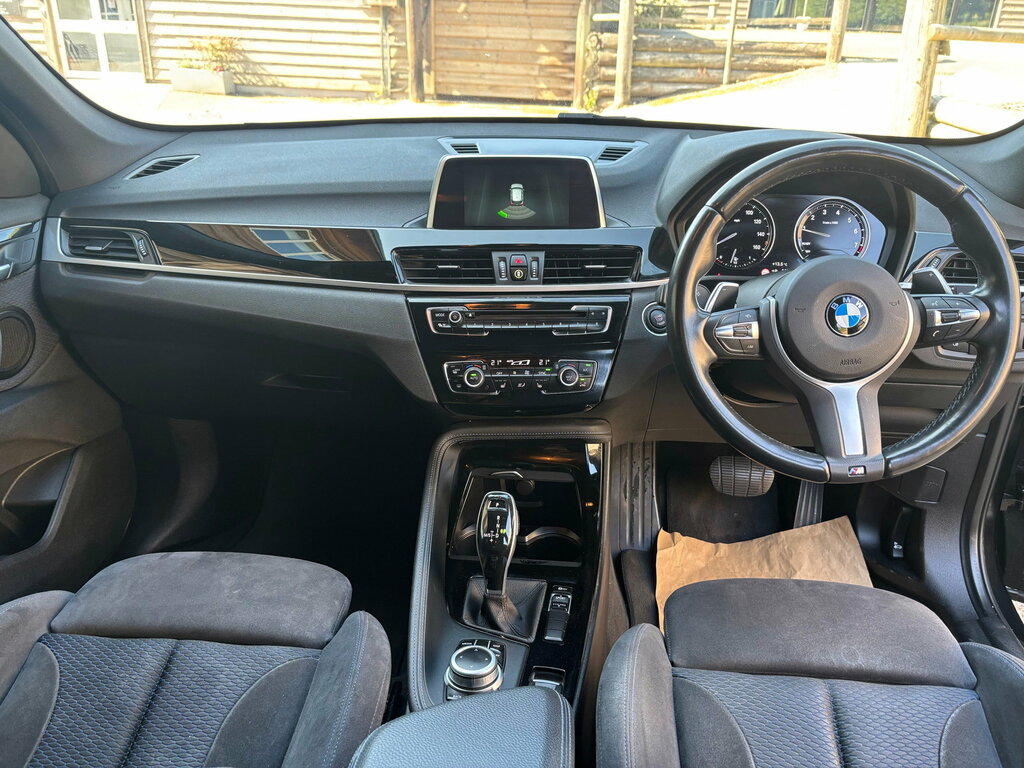 BMW X1 X1 Sdrive18i Xline Black #16