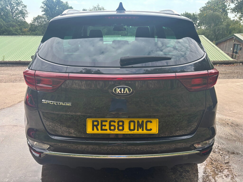 Kia Sportage 1.6 Gdi 2 Suv Euro 6 Ss 130 RE68OMC Black #6