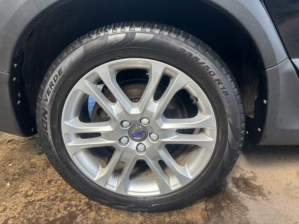 Volvo XC70 D5 220 Se Lux Awd Geartronic Black #31
