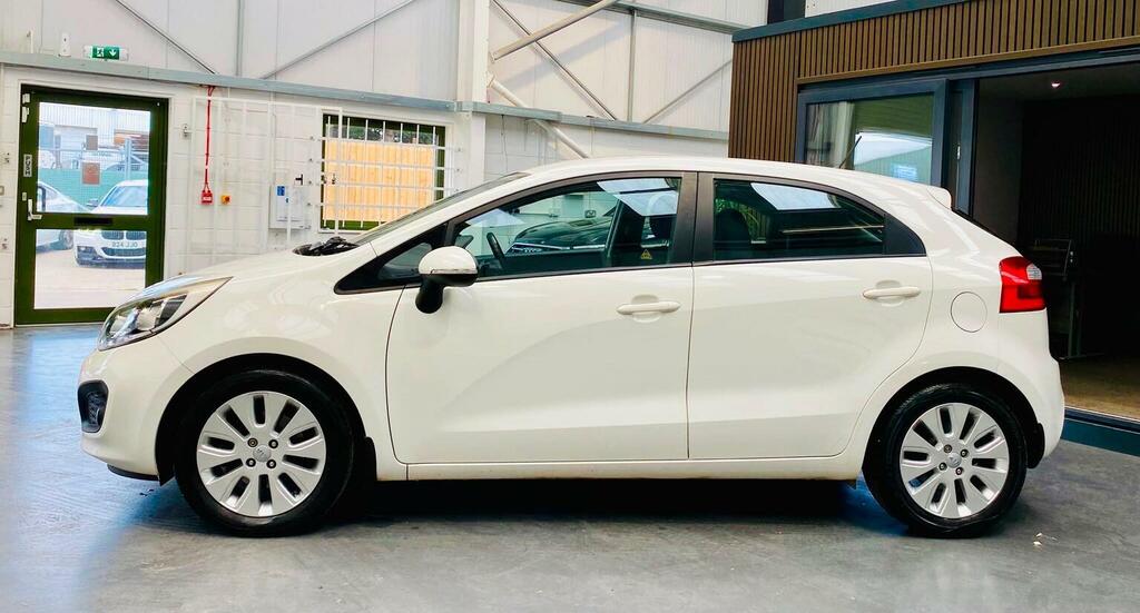 Kia RIO 1.4 2 Euro 5 White #2