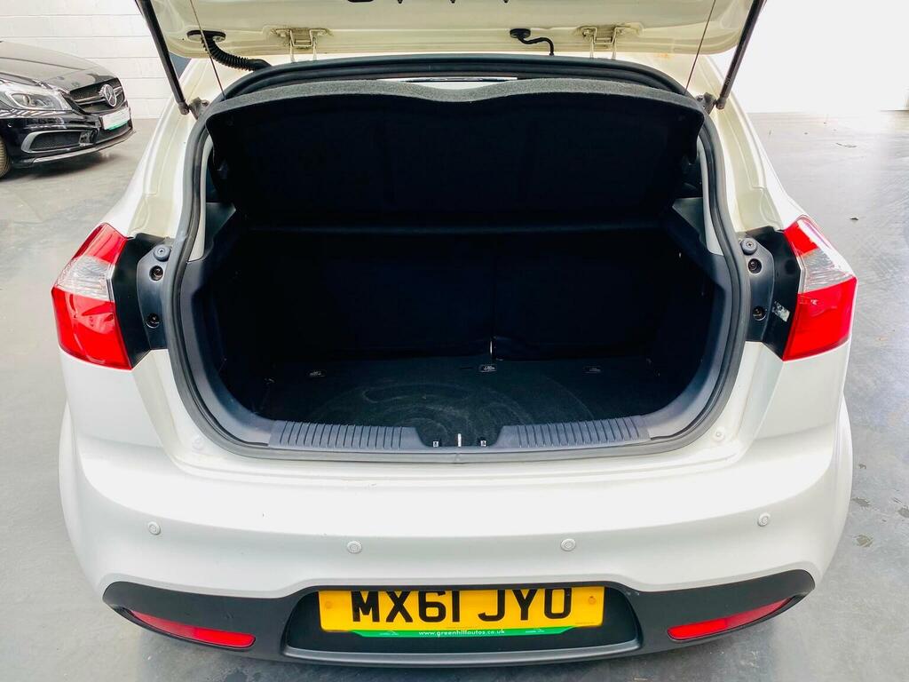 Kia RIO 1.4 1 Hatchback 139 Gkm, 95 Bh White #20