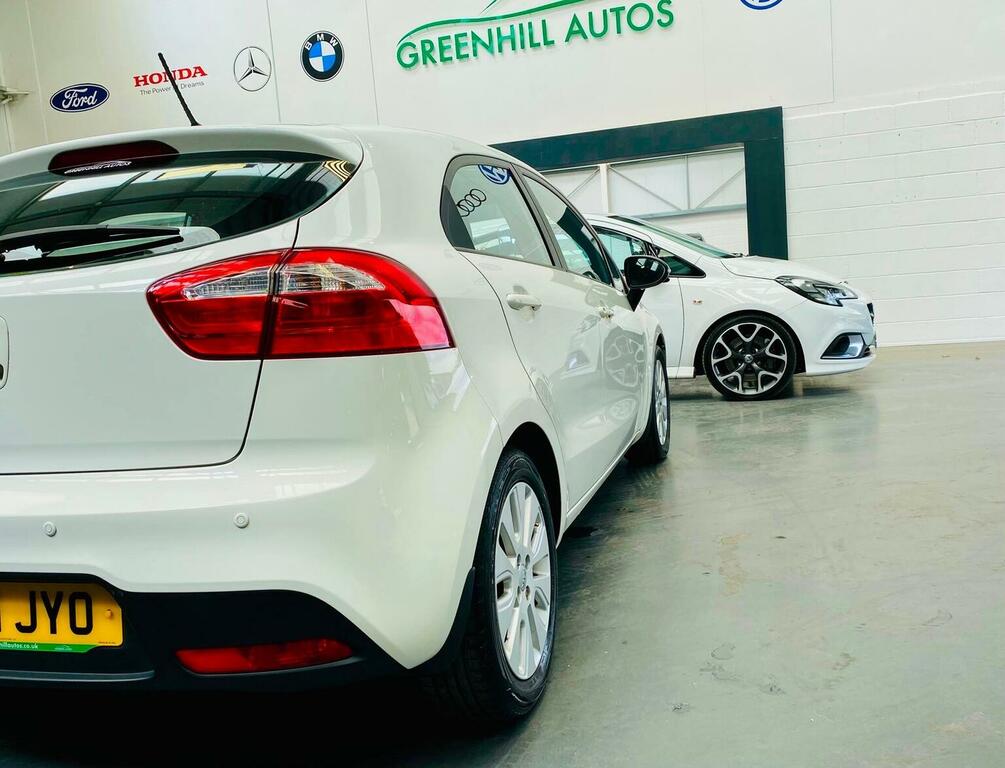 Kia RIO 1.4 1 Hatchback 139 Gkm, 95 Bh White #21