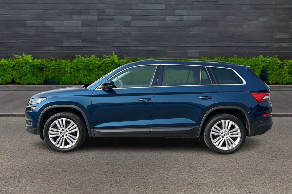 Skoda Kodiaq 2.0 Tsi 190 Se L 4X4 Dsg LK19BKY Blue #4