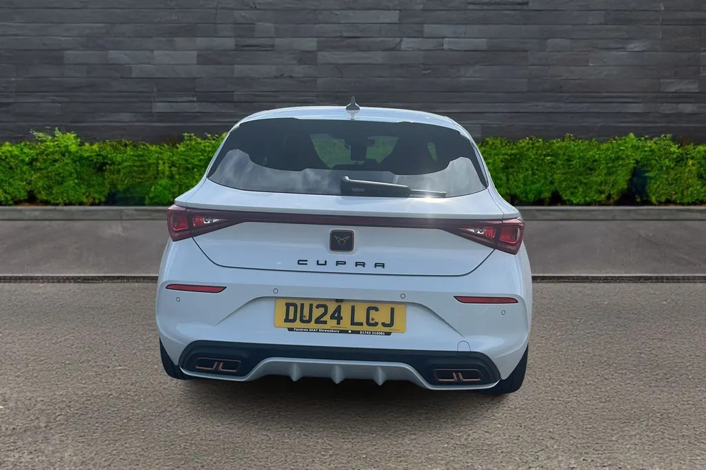 Cupra Leon 1.4 Ehybrid Vz2 Design Edition DU24LCJ White #6