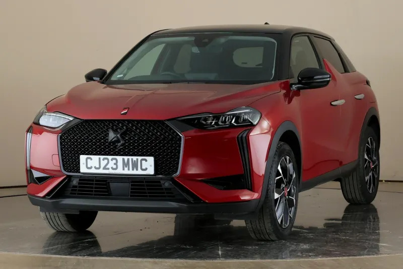 DS DS 3 Puretech 130 Performance Line Red