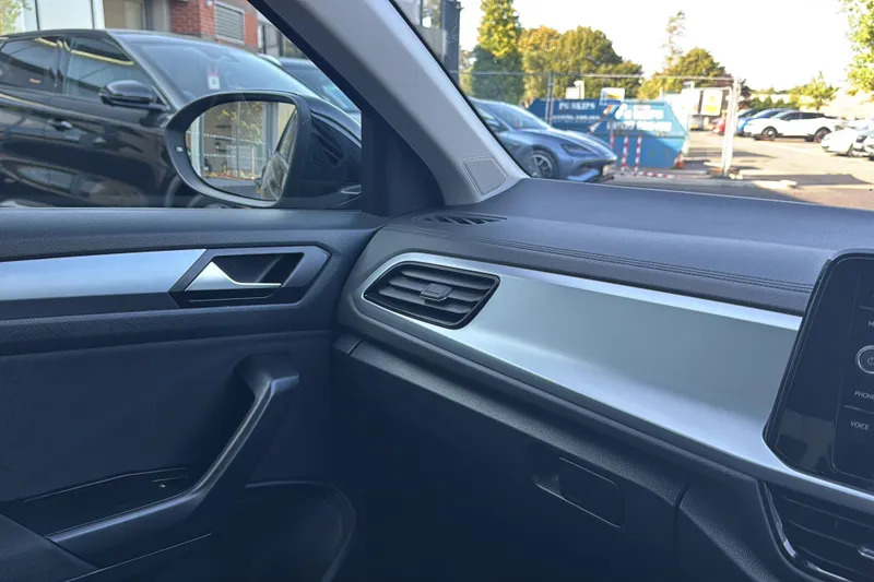 Volkswagen T-Roc 1.5 Tsi Black Edition Plus Dsg Sunroof, Led M Blue #45