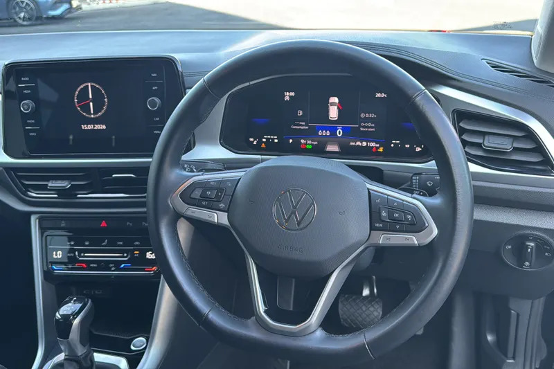 Volkswagen T-Roc 1.5 Tsi Black Edition Plus Dsg Sunroof, Led M Blue #30