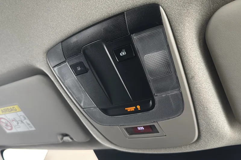 Kia Niro Kia Niro 1.6H Gdi 3 Suv Hybrid Dct Euro Grey #46