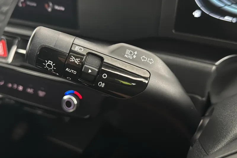 Kia Niro Kia Niro 1.6H Gdi 3 Suv Hybrid Dct Euro Grey #34